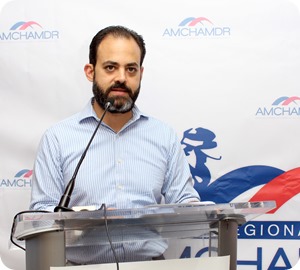 Carlos Iglesias, director de operaciones de Ferretería Bellón y miembro del comité provincial de AMCHAMDR en Santiago